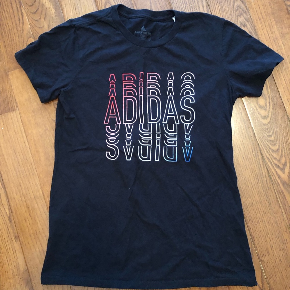 Adidas ladies S t-shirt